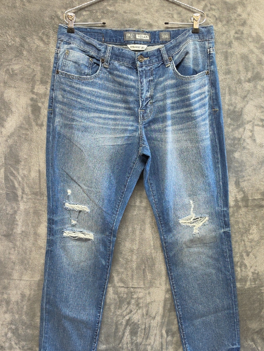 BKE Men’s Straight Distressed Medium Blue Jeans sz 34 R